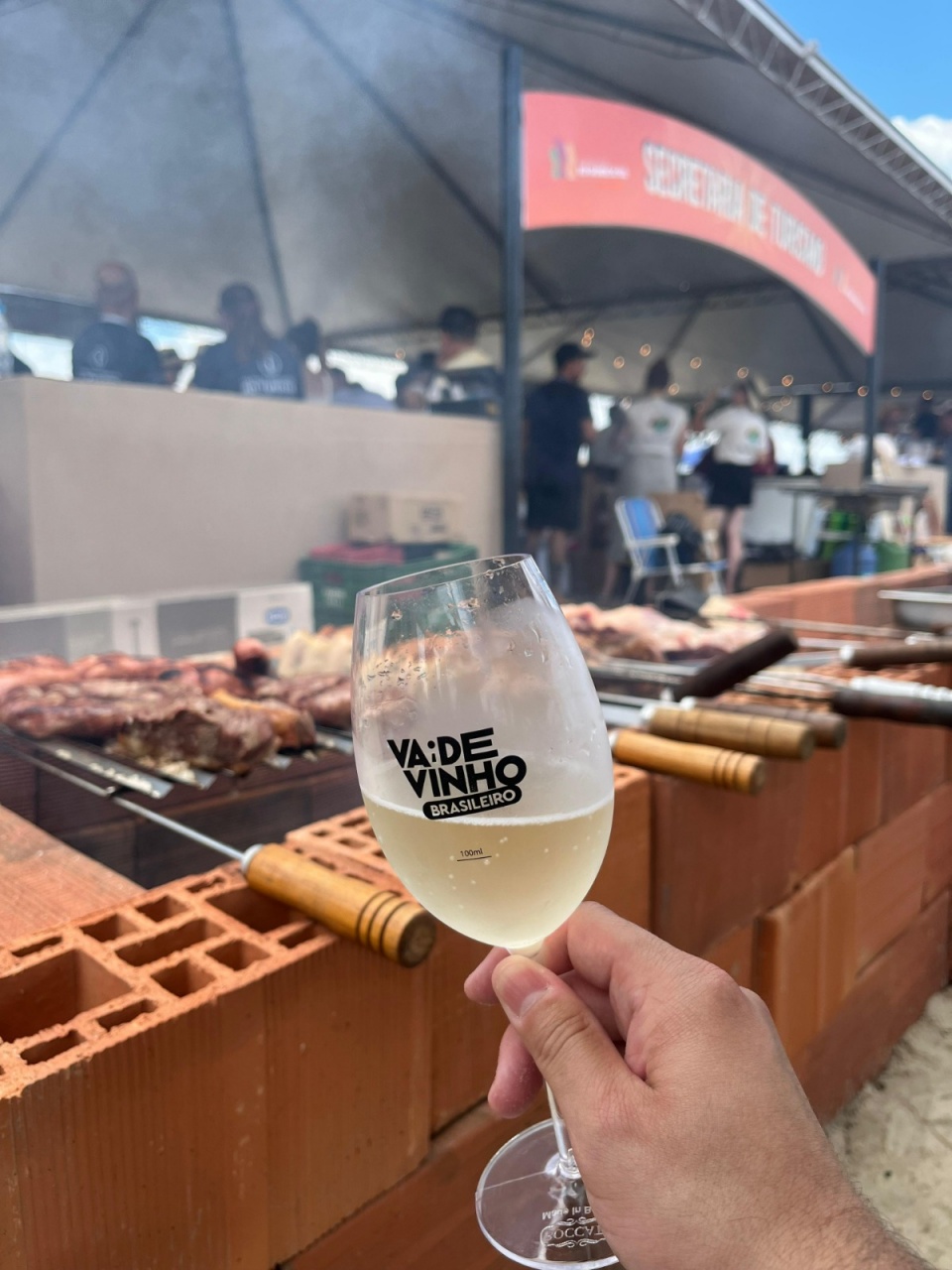 Vai ter vinho gaúcho no maior churrasco a céu aberto do mundo
